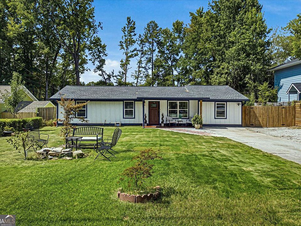 1st image of 119 Cedar Ridge Trl