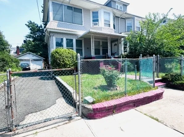 82 Leslie St, Newark, NJ 07108