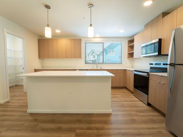 17701 135th Avenue Ct E #86