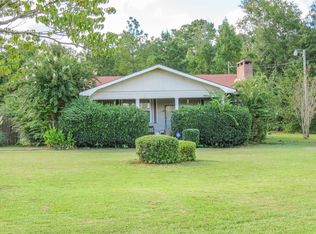 110 Sunset Dr, Abbeville, AL 36310