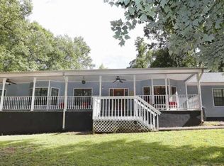 691 Carolyn Ln, Oxford, AL 36203