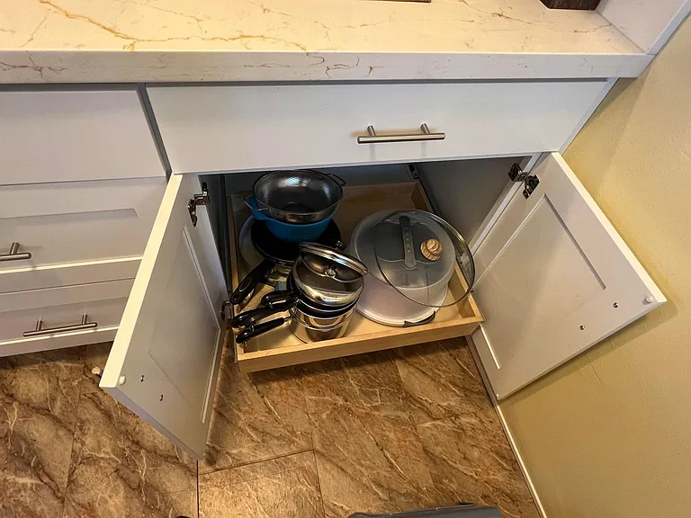 All new high end cabinets, including kitchen cabinet pull out drawers for easy access :-) They make a difference!