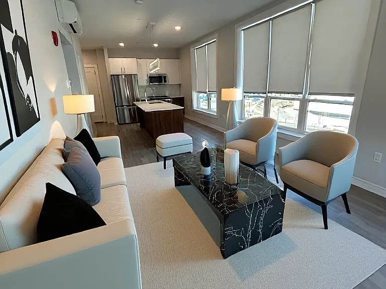 Residences at Sharon Gallery — Photo 14