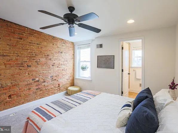 1835 Covington St, Baltimore, MD 21230