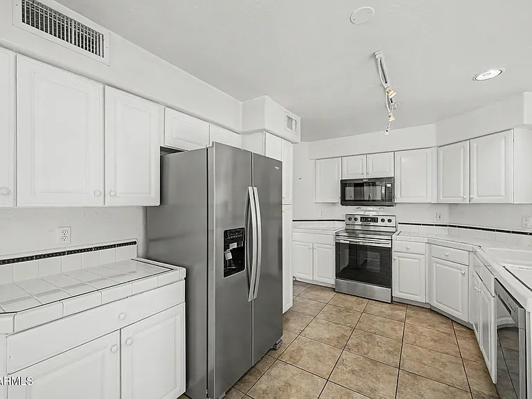 13166 W Cypress St — Photo 13