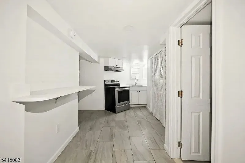 Beautiful 2BR Apartment — Photo 4