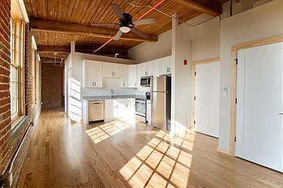1st image of 1701 12th St #405