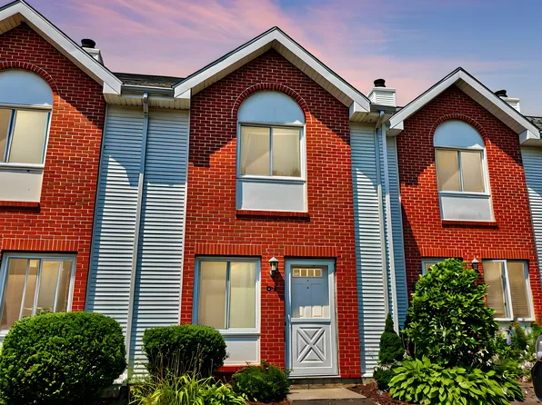 585 Park Road #10-2, Waterbury, CT 06708