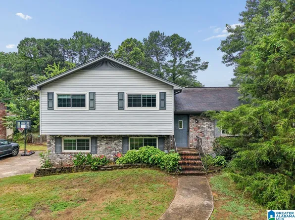 428 Wilderness Rd, Pelham, AL 35124
