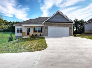 2177 Poplar Ridge Ct, Piney Flats, TN 37686