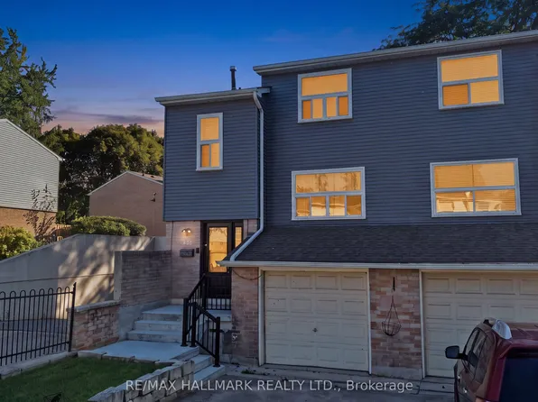 1050 Shawnmarr Rd #145, Mississauga, ON L5H 3V1