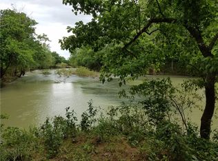 220 E 1st Ave, Elkins, AR 72727