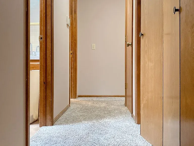 2103 Morrie Dr — Photo 19