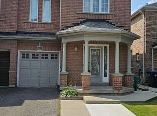 36 Trumpet Valley Blvd, Brampton, ON L7A 3N8