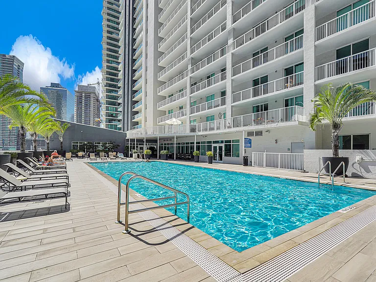 1250 S Miami Ave #812 — Photo 37