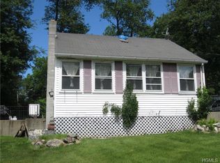 70 Lakeside Rd, Mahopac, NY 10541