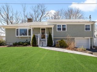 45 Wasiota Ave, North Providence, RI 02911