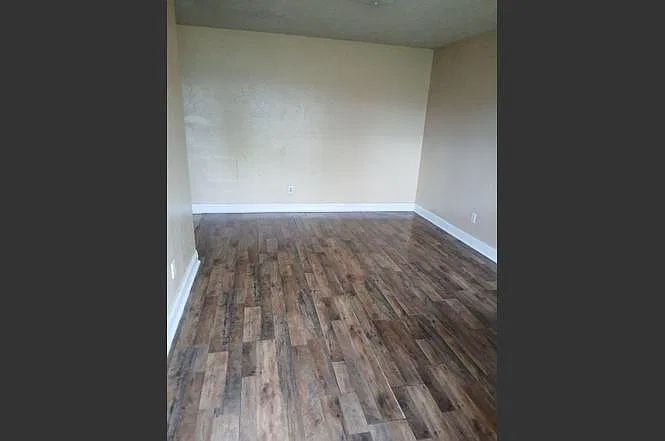 905 Campus St #110 — Photo 6