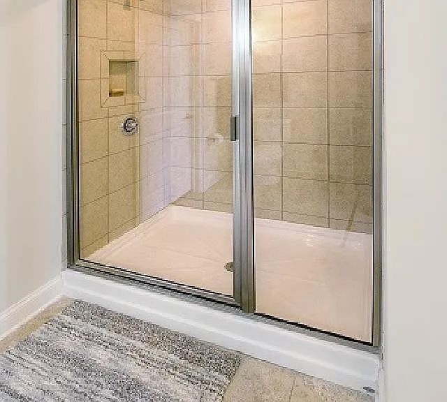 B1 Master Bath