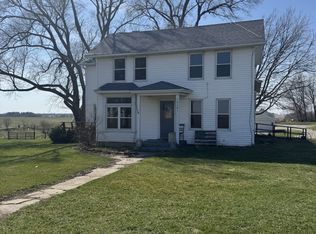 19381 Luther Rd, Sterling, IL