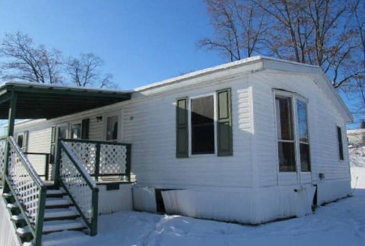 1st image of 83 Champlain Dr