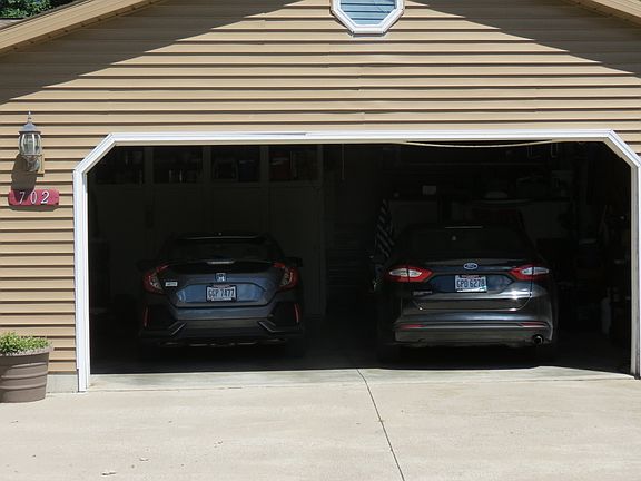 4th image of 702 Westwood Dr