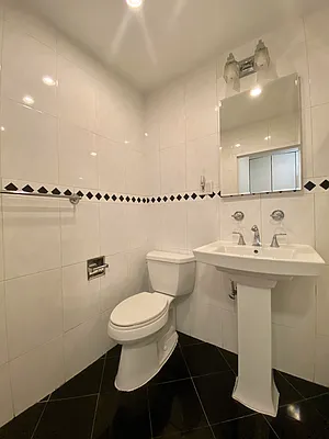 Rented by Compass | media 12