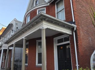 213 W Market St #2R, Orwigsburg, PA 17961