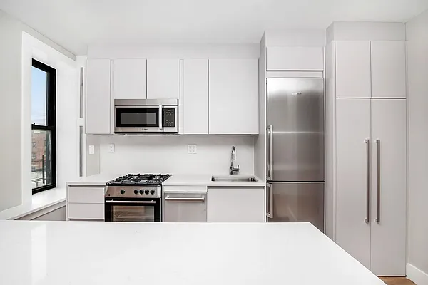 Rented by Akelius Real Estate Management | media 12