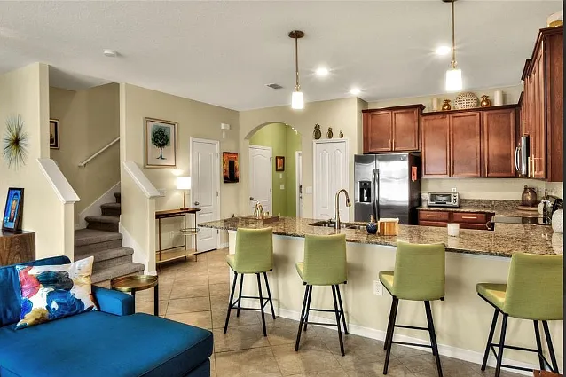 6462 Sedgeford Dr — Photo 4