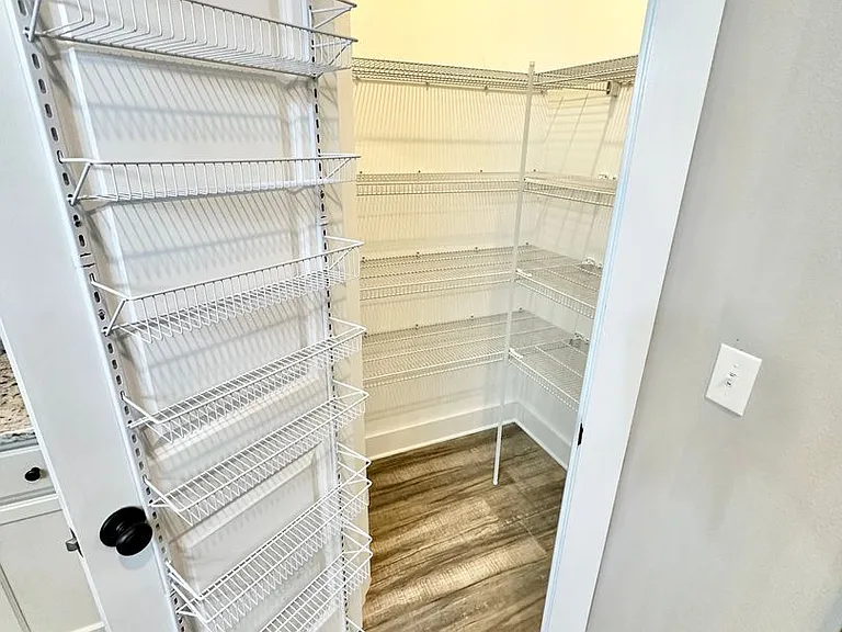 1180 French Quarter Way — Photo 26
