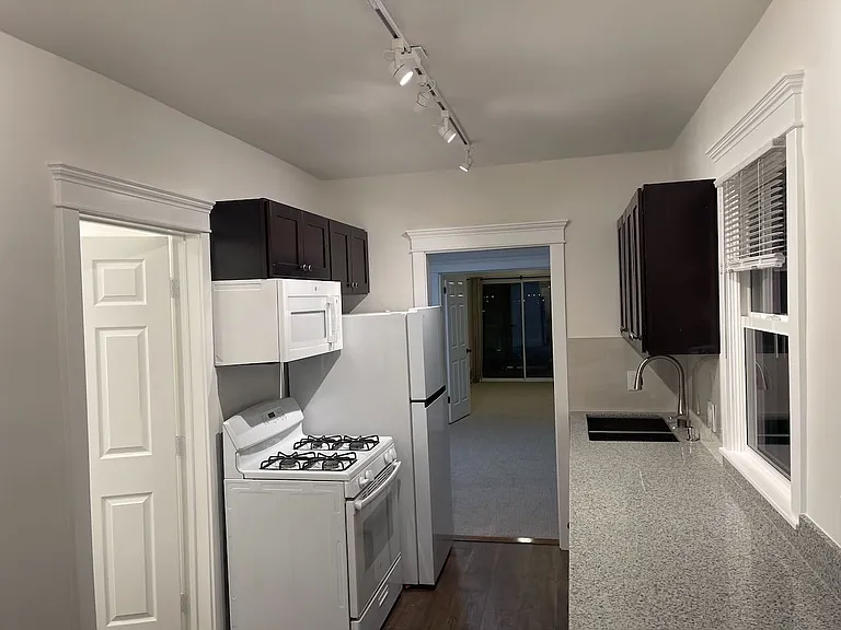 776 N 300 W #4 — Photo 4