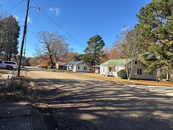 5th image of 7 Southern Ct