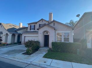 652 W Fontaine Ln, Clovis, CA