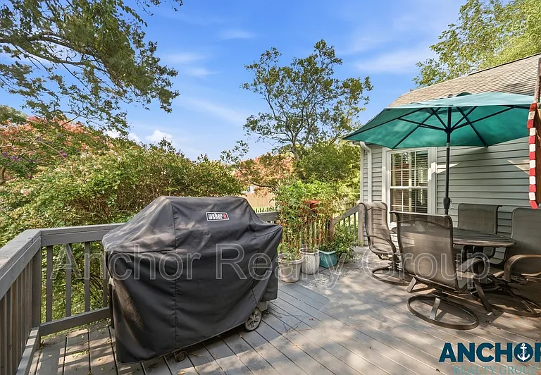2505 Ravencroft Ct — Photo 6