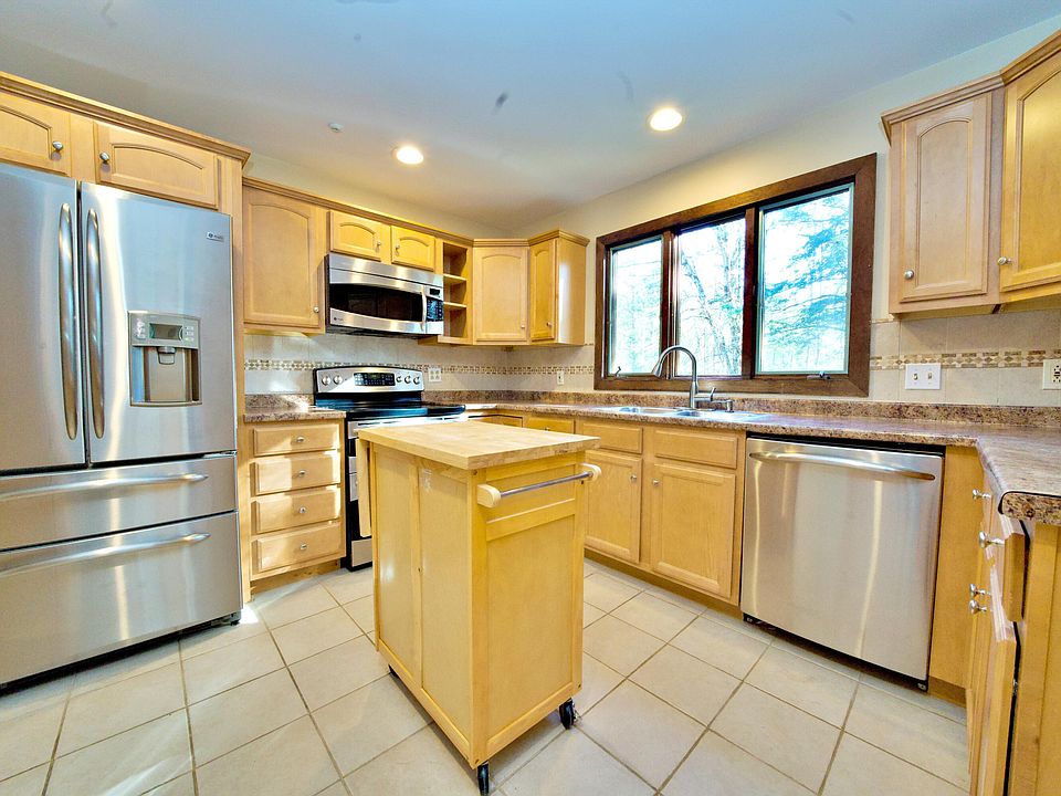 133 Stillwater Avenue, Orono, ME 04473 Zillow