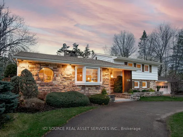 216 Brockville St, Smiths Falls, ON K7A 3Z4
