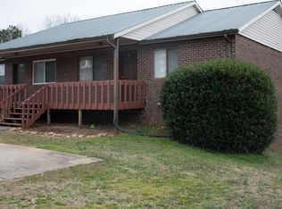 580 Sandhill Shady Grove Rd, Carrollton, GA 30116