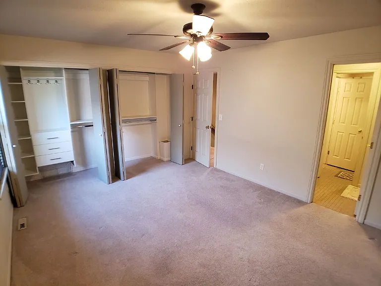 1048 Josephine St #B — Photo 14