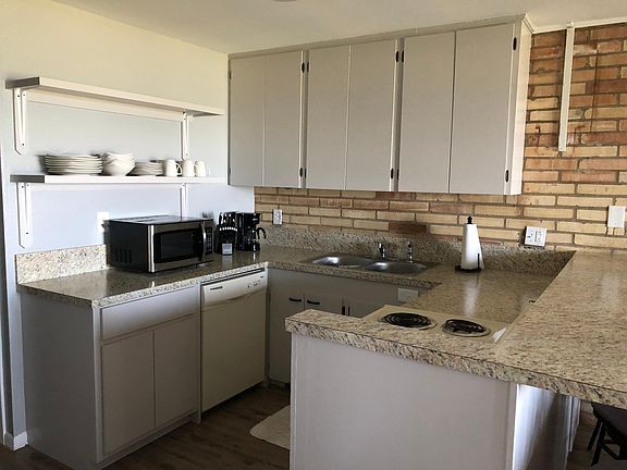 5th image of 1700 Gulf Blvd APT 309