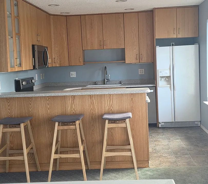 1401 W 40th Ave