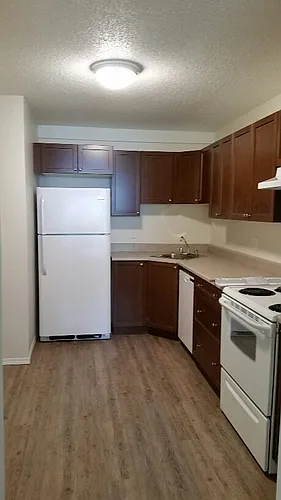 5301 46th Ave #103 Photo 1