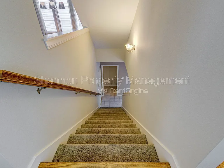 302 Fargo St — Photo 10