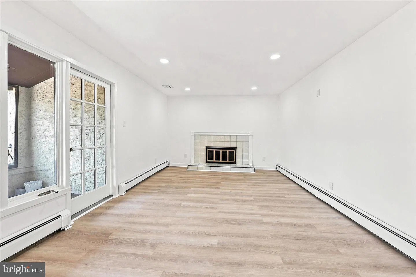 2 bed, 2.0 bath, 1442 sqft, $2,600 — Photo 4