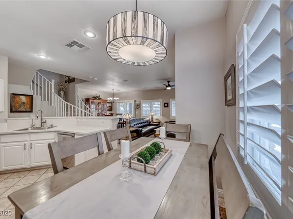 76 Stock Option St Unit 2, Henderson, NV 89074