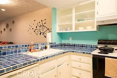 278 N Wilshire Ave — Photo 7