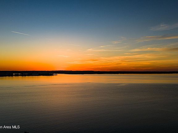 2nd image of 106 Sundown Rdg