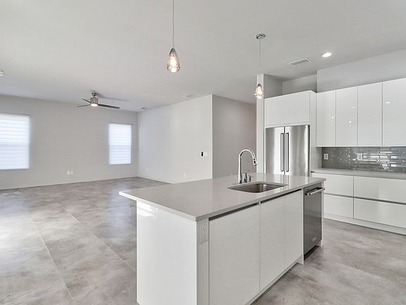 4th image of 5206 Fern Row Ln