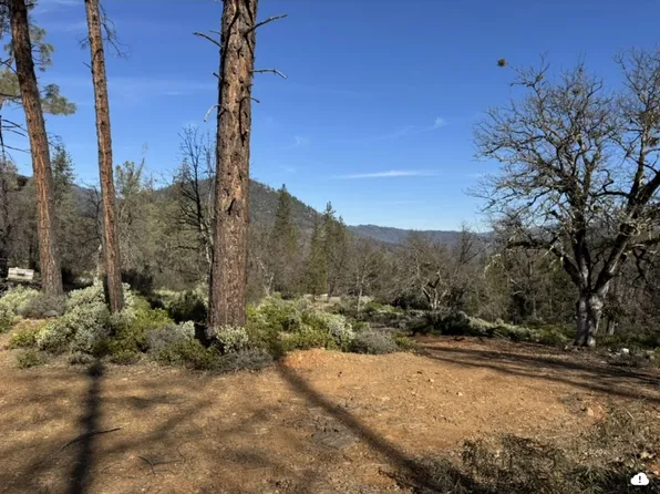 4718 Lewiston Rd, Lewiston, CA 96052