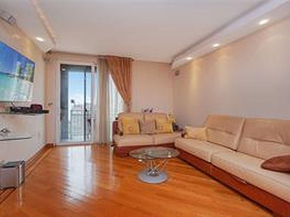 4th image of 40 Oceana Dr Unit 8B